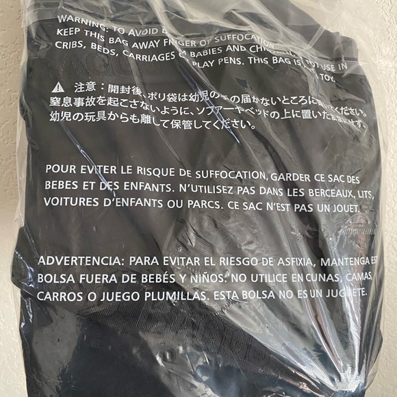 BNWT Baggu Sport Backpack - Black - Picture 6 of 6